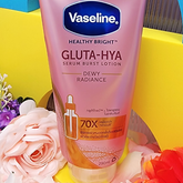 Vaseline Healthy Bright Gluta Hya Serum Burst Lotion Dewy Radiance ( 70x )-290ml