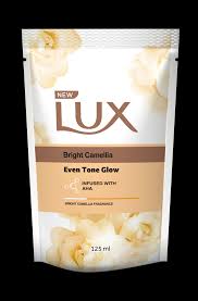 Lux Even Tone Glow Bright Camellia Bodywash  125ml