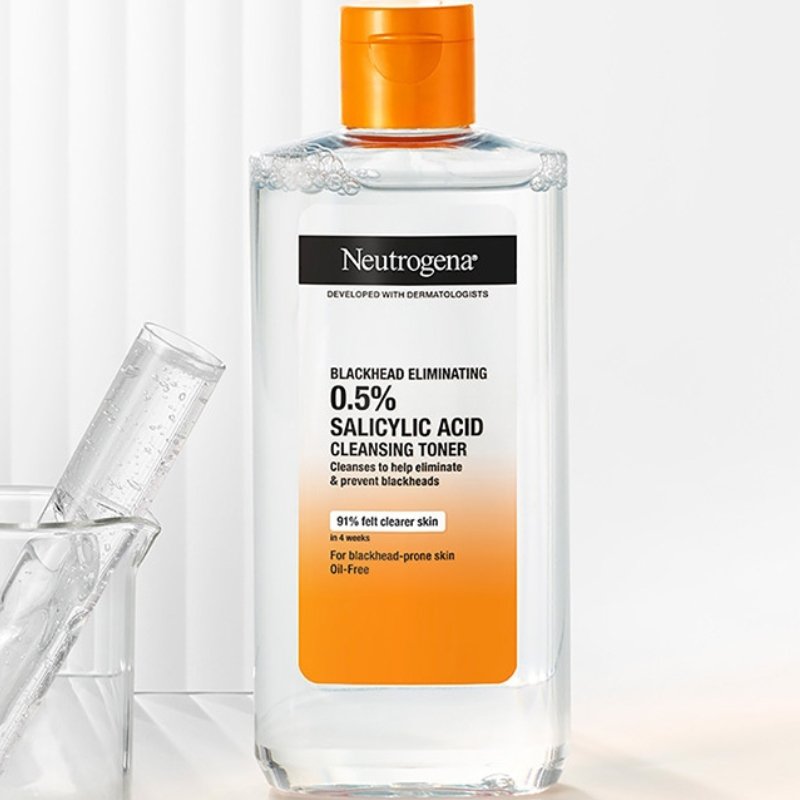 Neutrogena Blackhead Eliminating 0.5% Salicylic Acid Cleansing Toner 200ml - ShopXonline