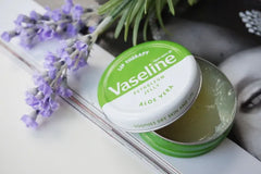 Vaseline lip therapy Aloe