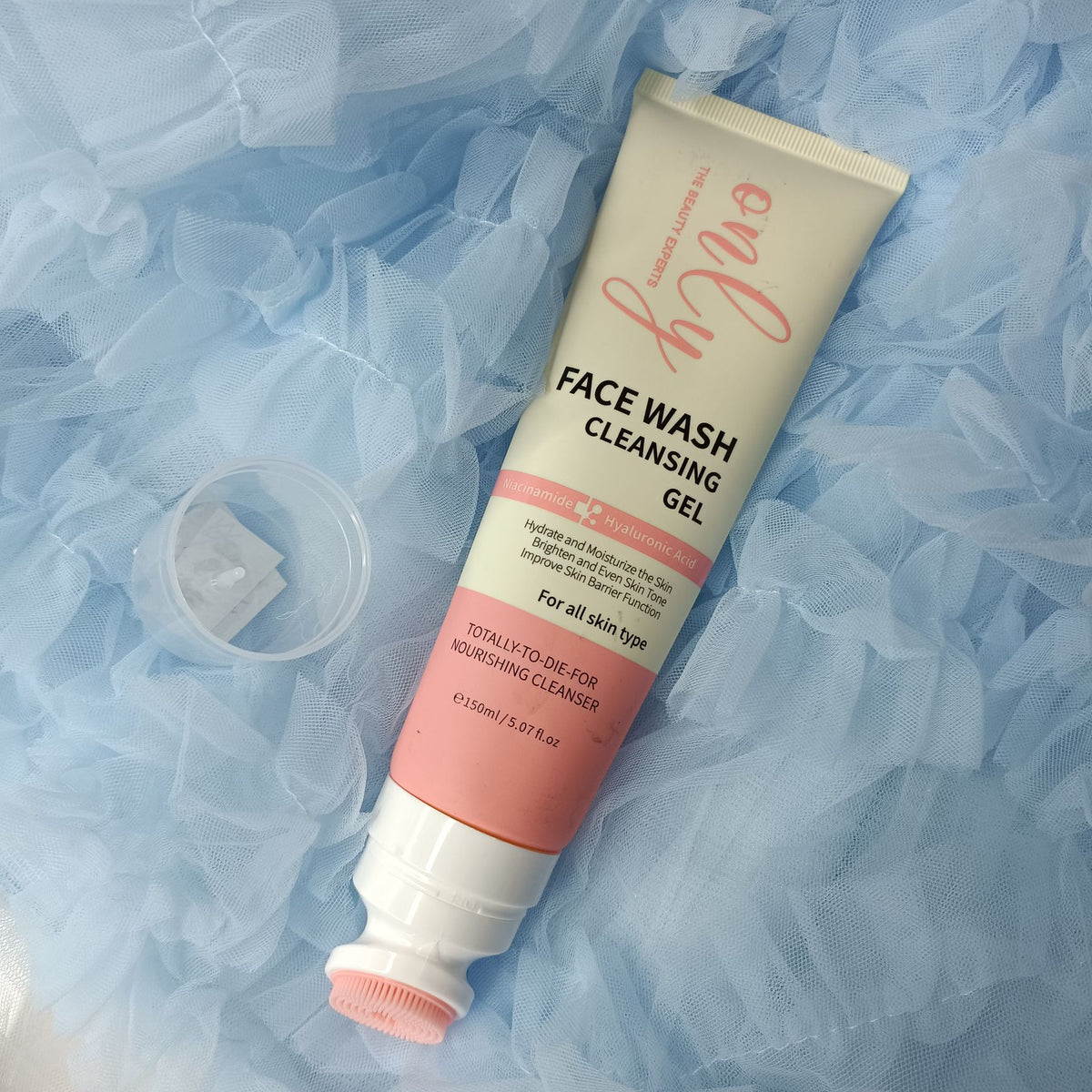 Only The Beauty Experts Face Wash Cleansing Gel 150ml ( Niacinamide+ Hyaluronic Acid )