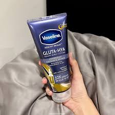 Vaseline Body Lotion Gluta - Hya Serum Burst 300ml - ShopXonline